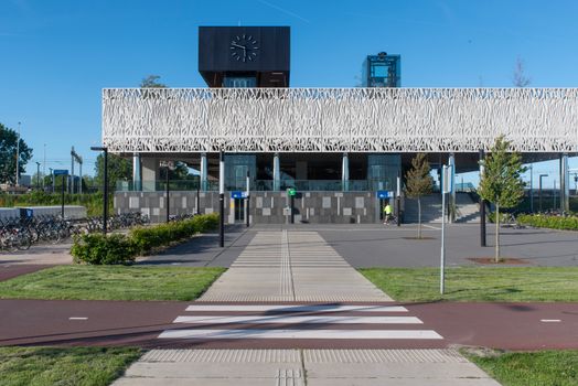 Werken in Alphen aan den Rijn: een overzicht van kansen en mogelijkheden
